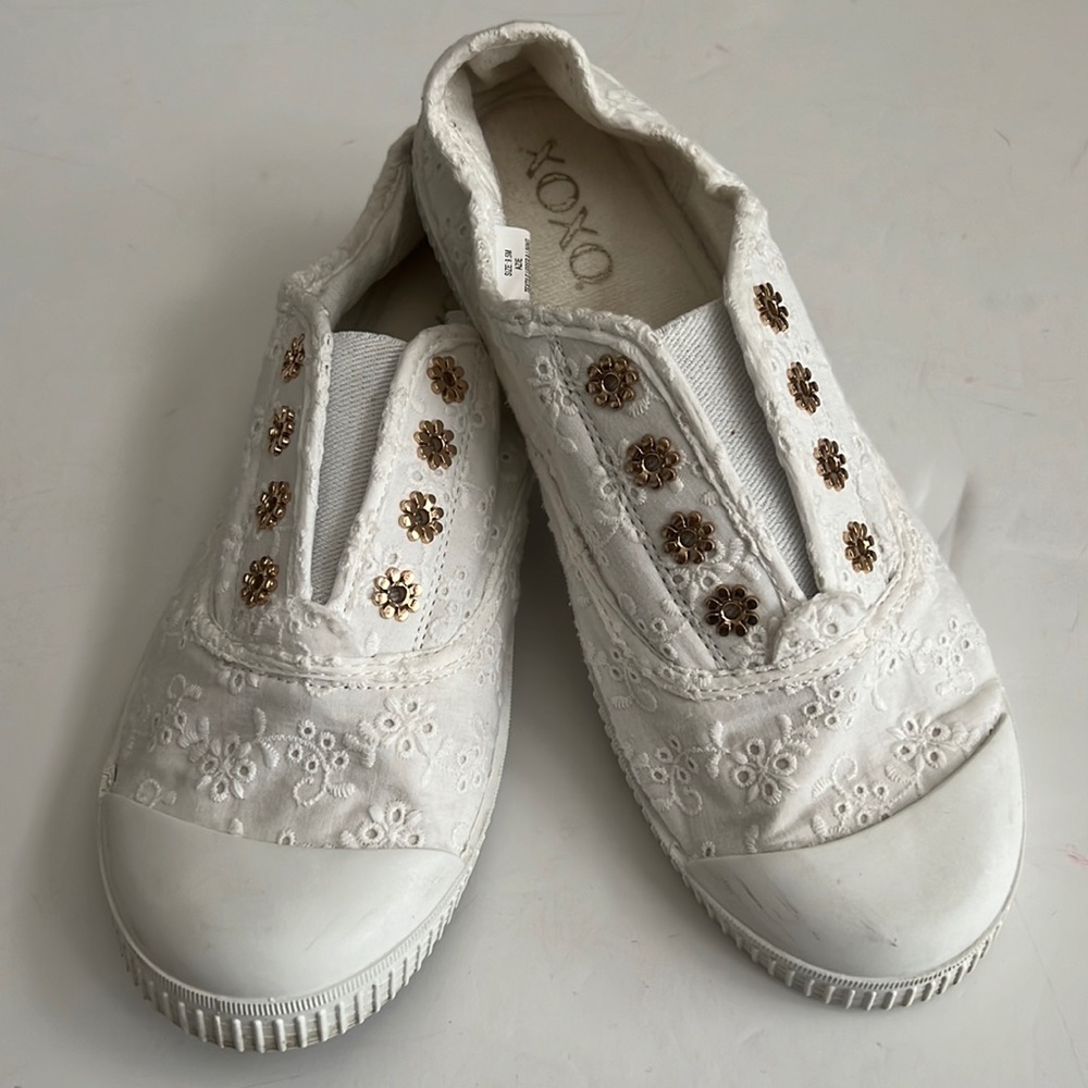 Xoxo Azie White Eyelet Slip On Sneakers